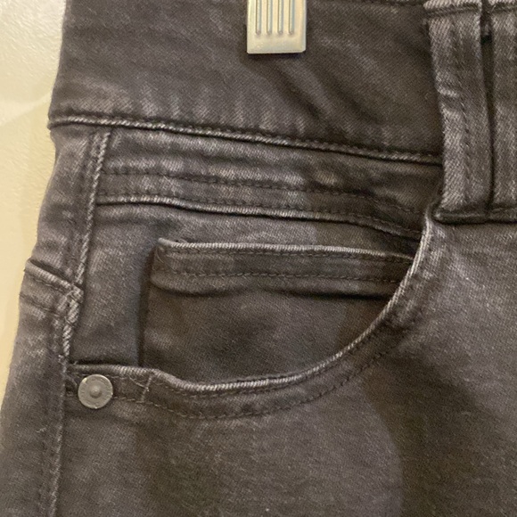 Democracy “Ab” technology jeans - Picture 2 of 11